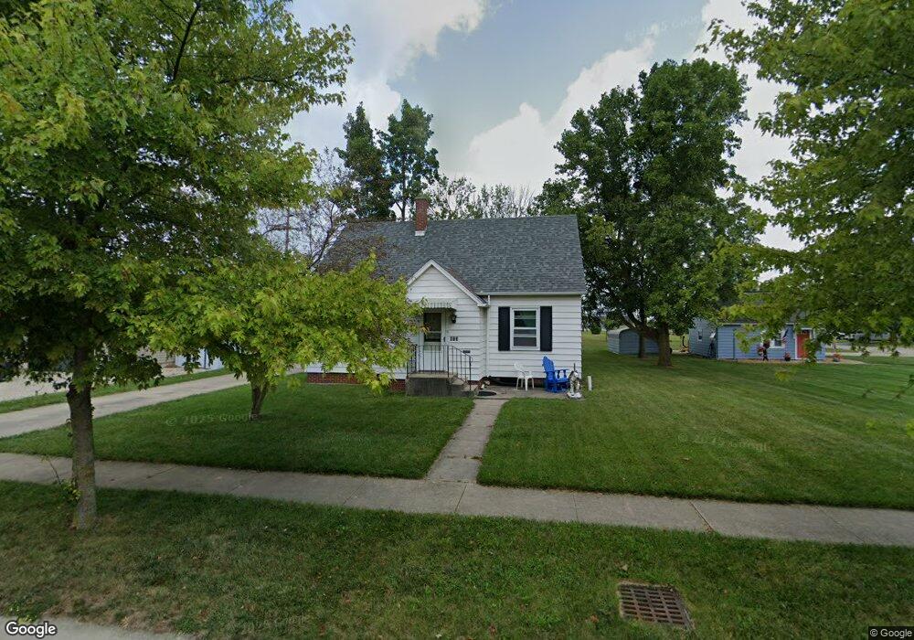 913 Clark St, Berne, IN 46711 - photo 1