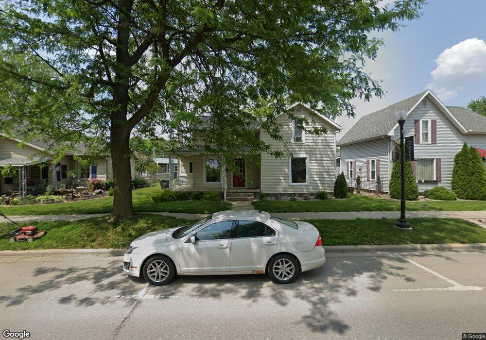 652 E Lincoln St, Nappanee, IN 46550 - photo 1