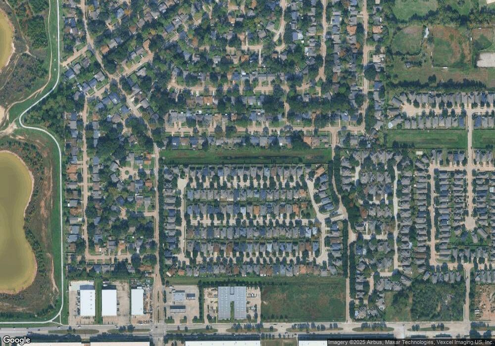 7242 Caracara Dr, Houston, TX 77040 - photo 1