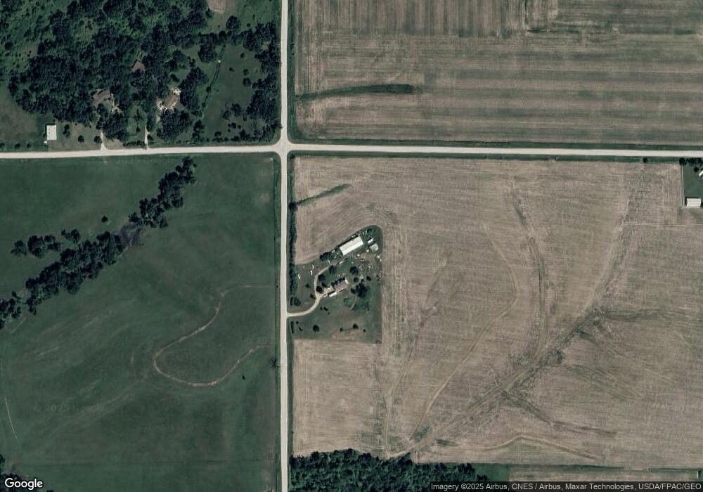 5898 W 52nd St N, Newton, IA 50208 - photo 1