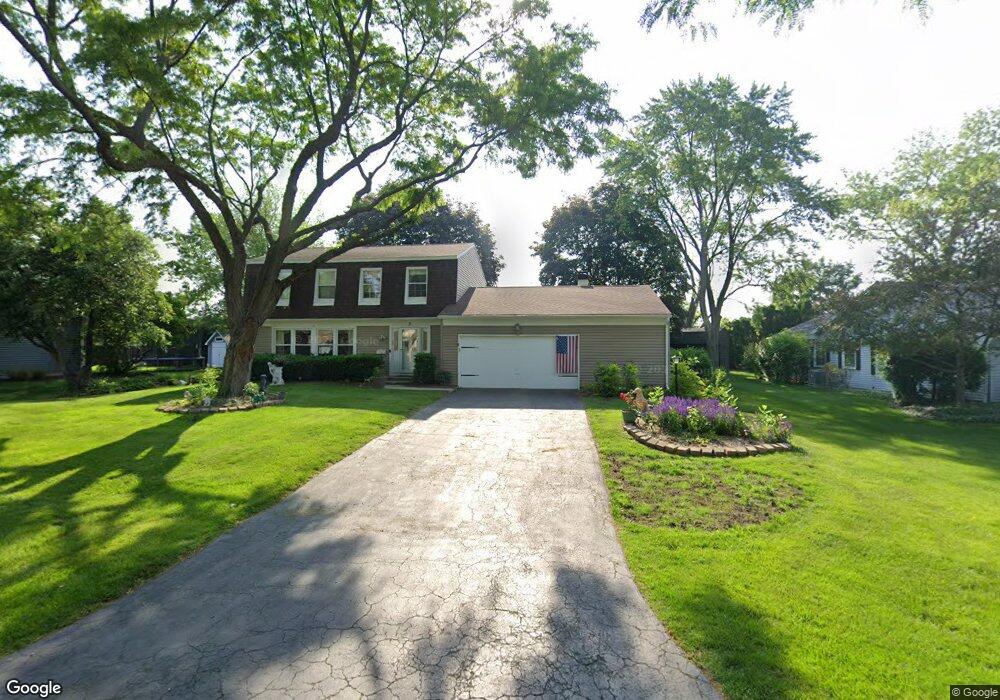 3 Woods Chapel Rd, Rolling Meadows, IL 60008 - photo 1