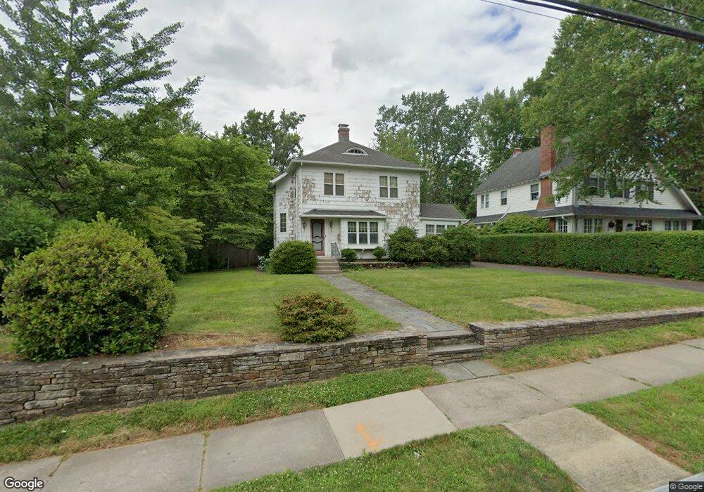 58 Bainbridge Rd, West Hartford, CT 06119 - photo 1