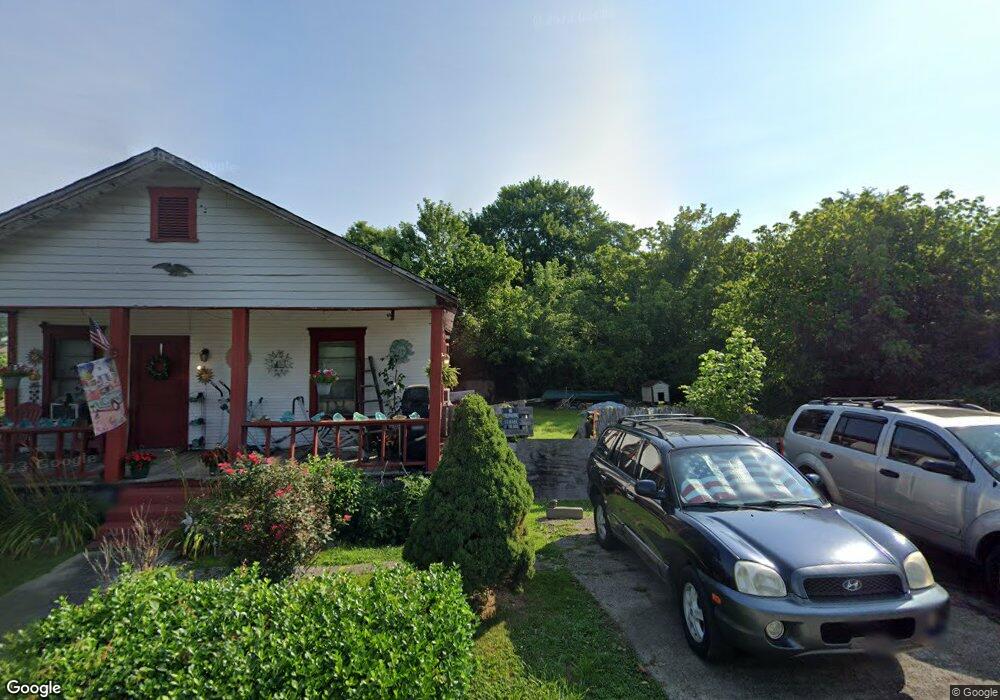 100 Marshall Ave, Dunbar, WV 25064 - photo 1