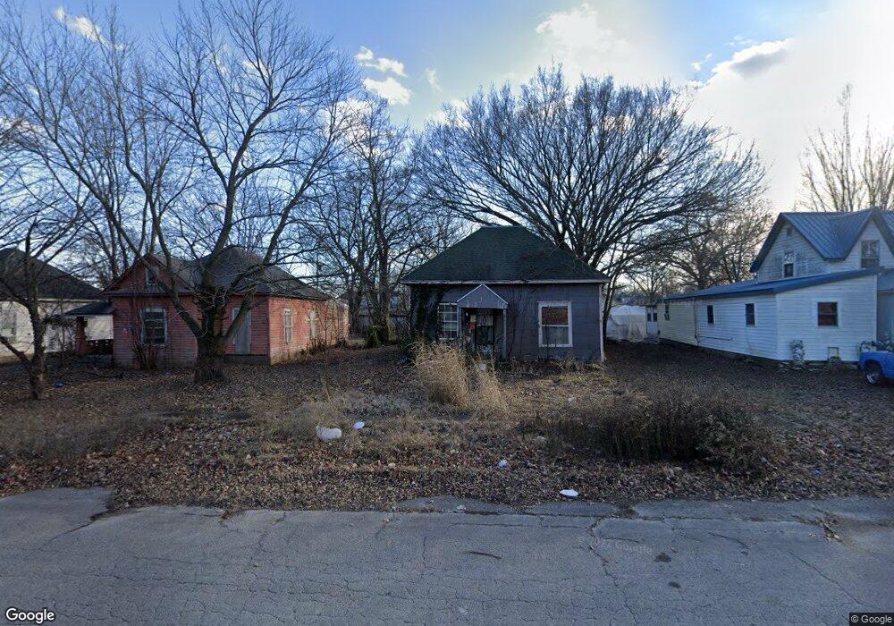 2518 Felix Ave, Parsons, KS 67357 - photo 1