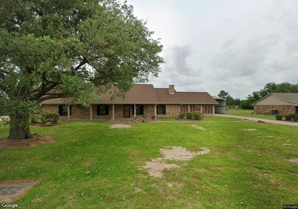 608 N Lake Ct, Lake Charles, LA 70605 - photo 1