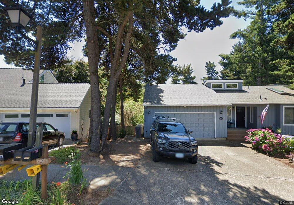 2600 Relisted, Lakeoswego, OR 97034 - photo 1