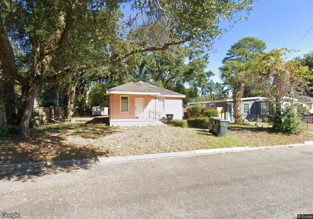 1922 Clemson St, Savannah, GA 31404 - photo 1