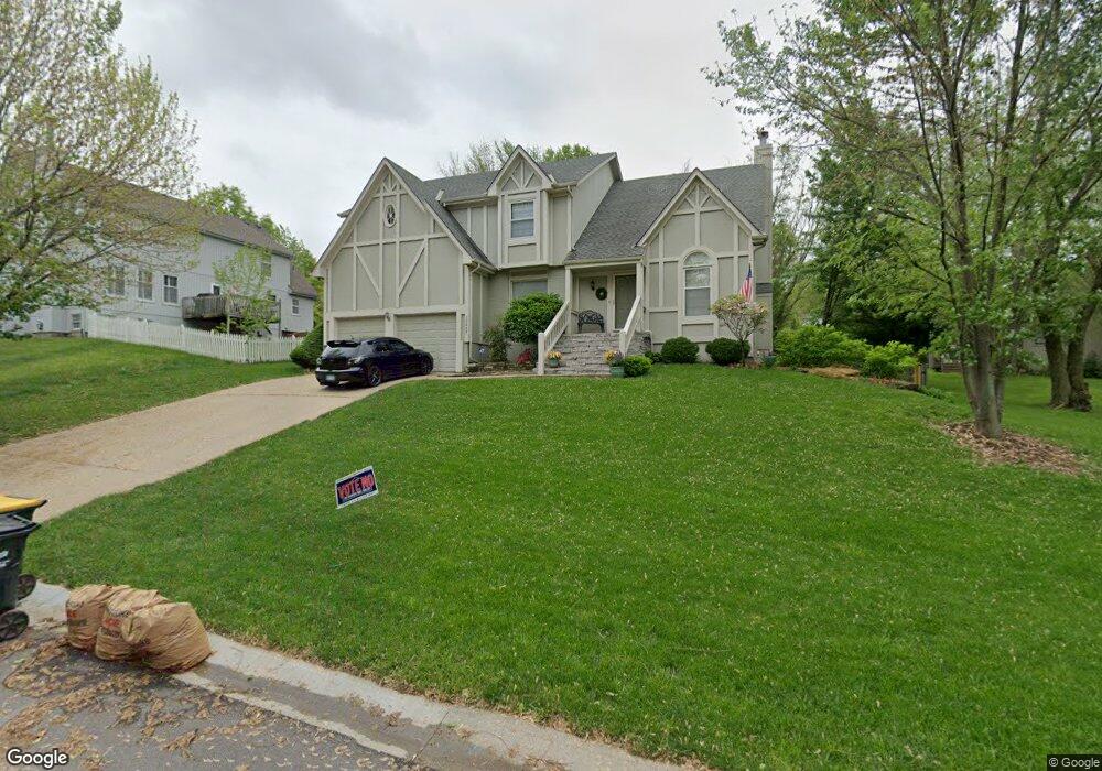 13607 W 50th St, Shawnee, KS 66216 - photo 1