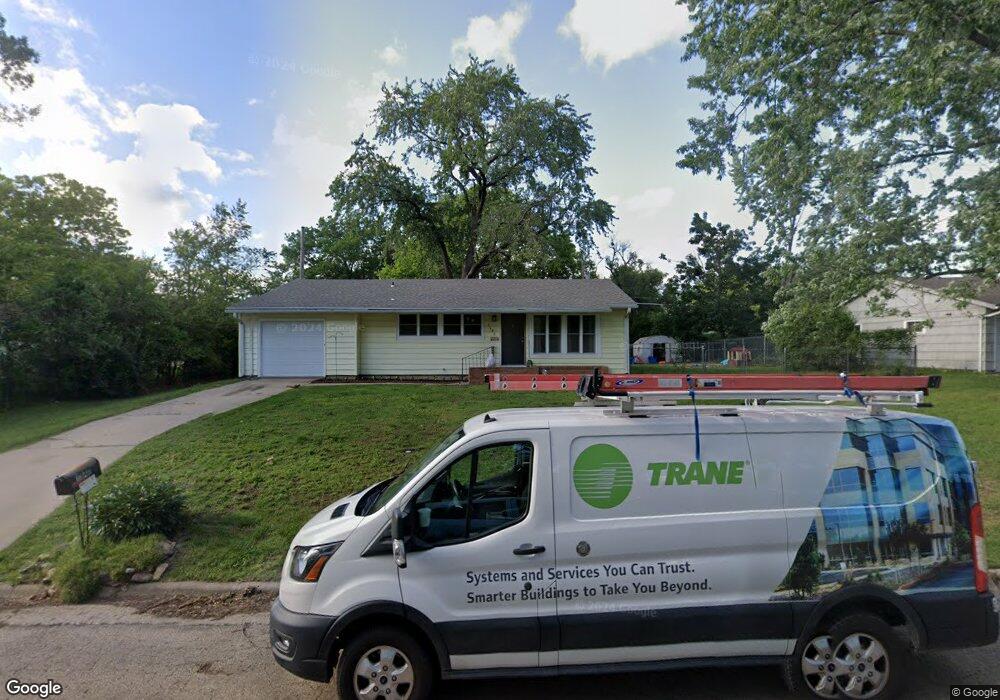 1940 SW Harp Place, Topeka, KS 66611 - photo 1