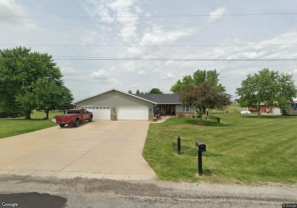 5110 W 60th St, Davenport, IA 52806 - photo 1