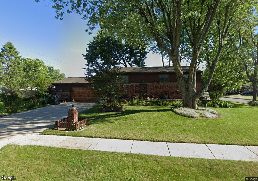 5291 Carbondale Dr, Columbus, OH 43232 - photo 1