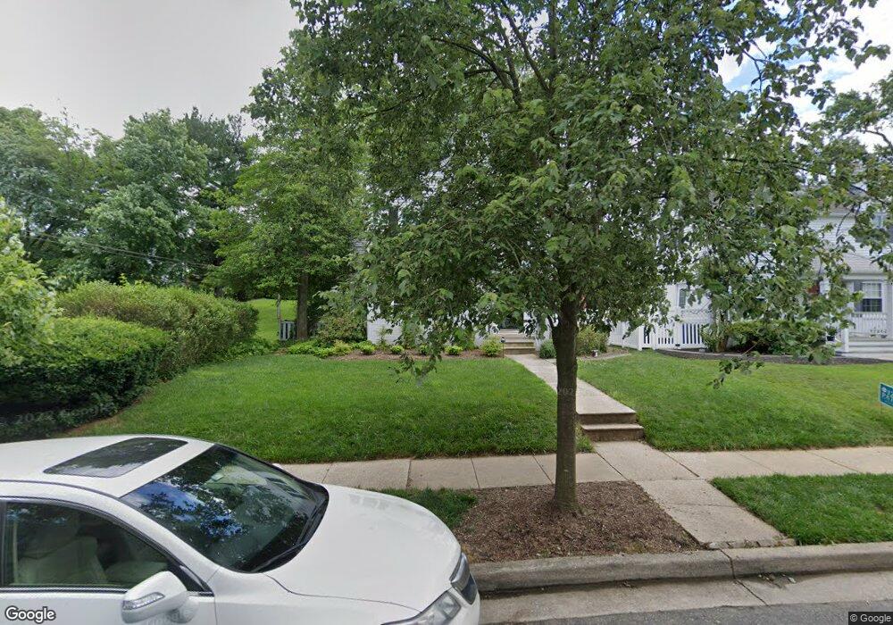 1223 Lake Falls Rd, Baltimore, MD 21210 - photo 1