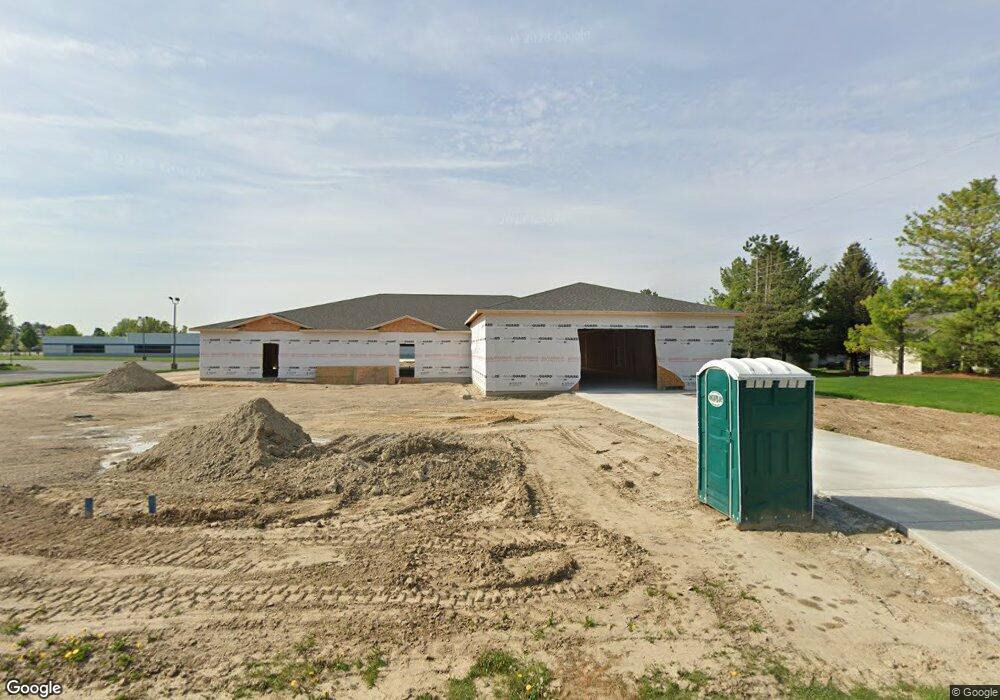 635 Meadow Lane Suite B4 Ln, Frankenmuth, MI 48734 - photo 1