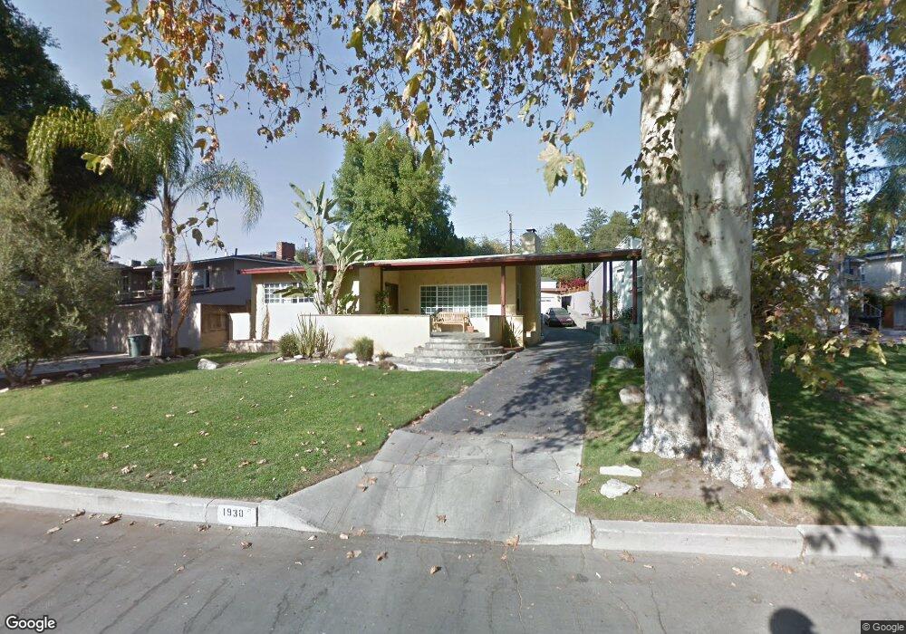 1930 W Parkside Ave, Burbank, CA 91506 - photo 1