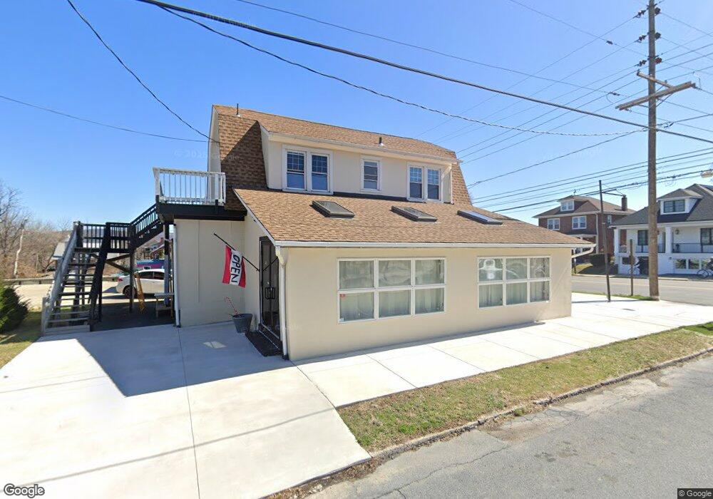 1429 Lancaster Ave, Reading, PA 19607 - photo 1