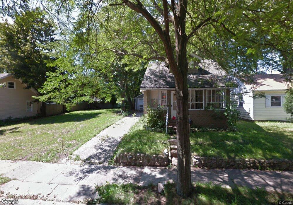 841 Cawood St, Lansing, MI 48915 - photo 1