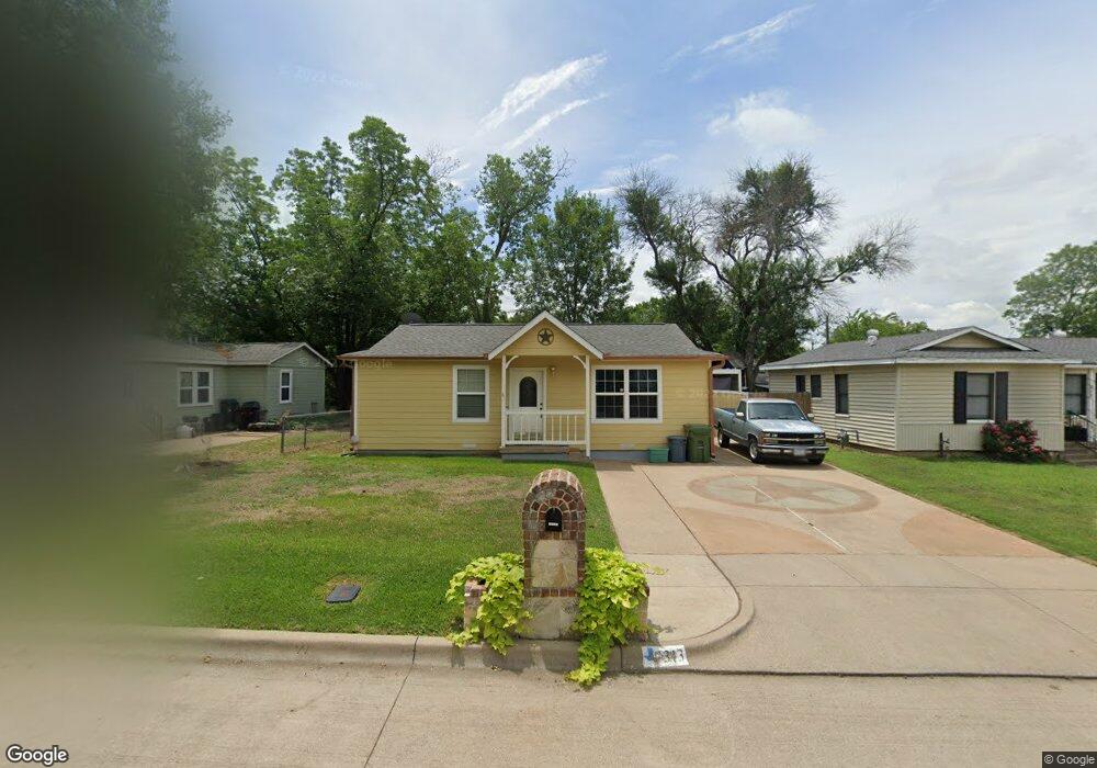 313 Elm St, Hurst, TX 76053 - photo 1