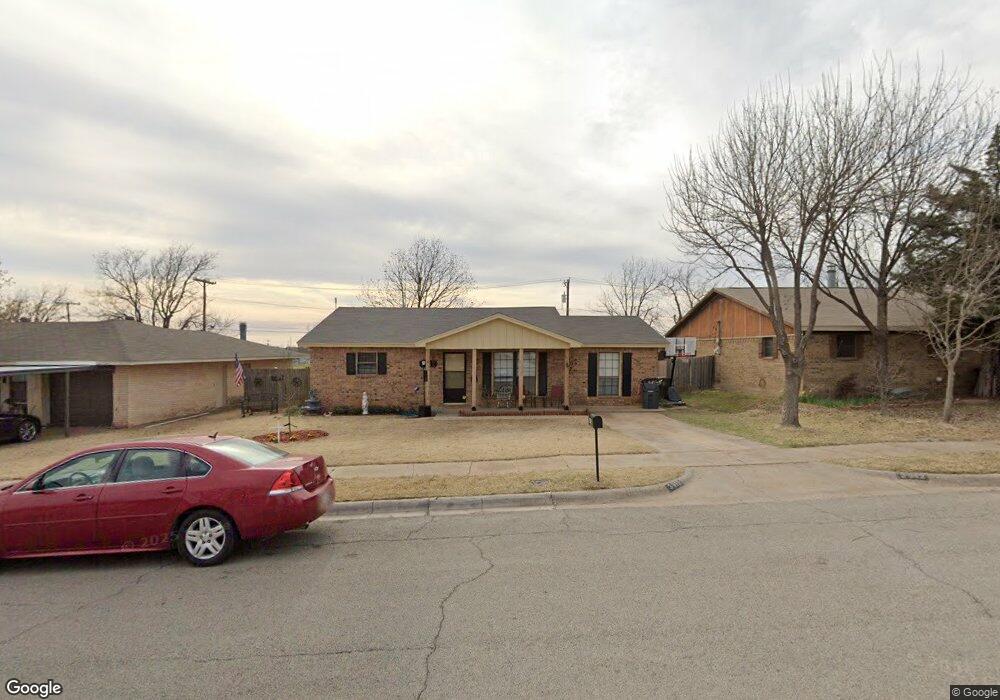 3912 Parker Blvd unit IOWA, Wichita Falls, TX 76302 - photo 1