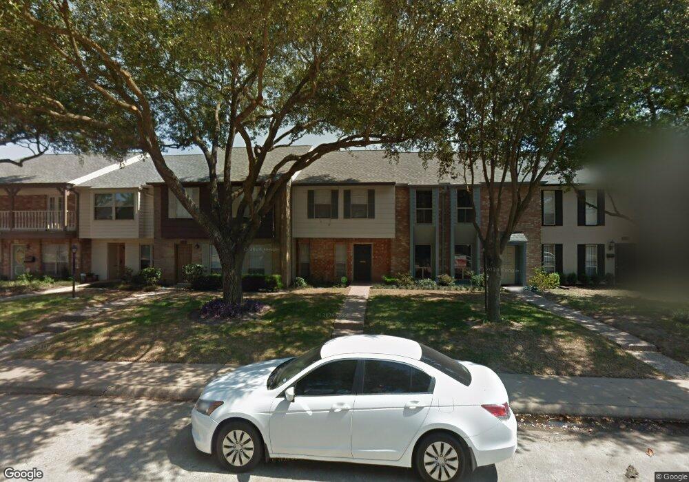 10315 Longmont Dr unit 37, Houston, TX 77042 - photo 1