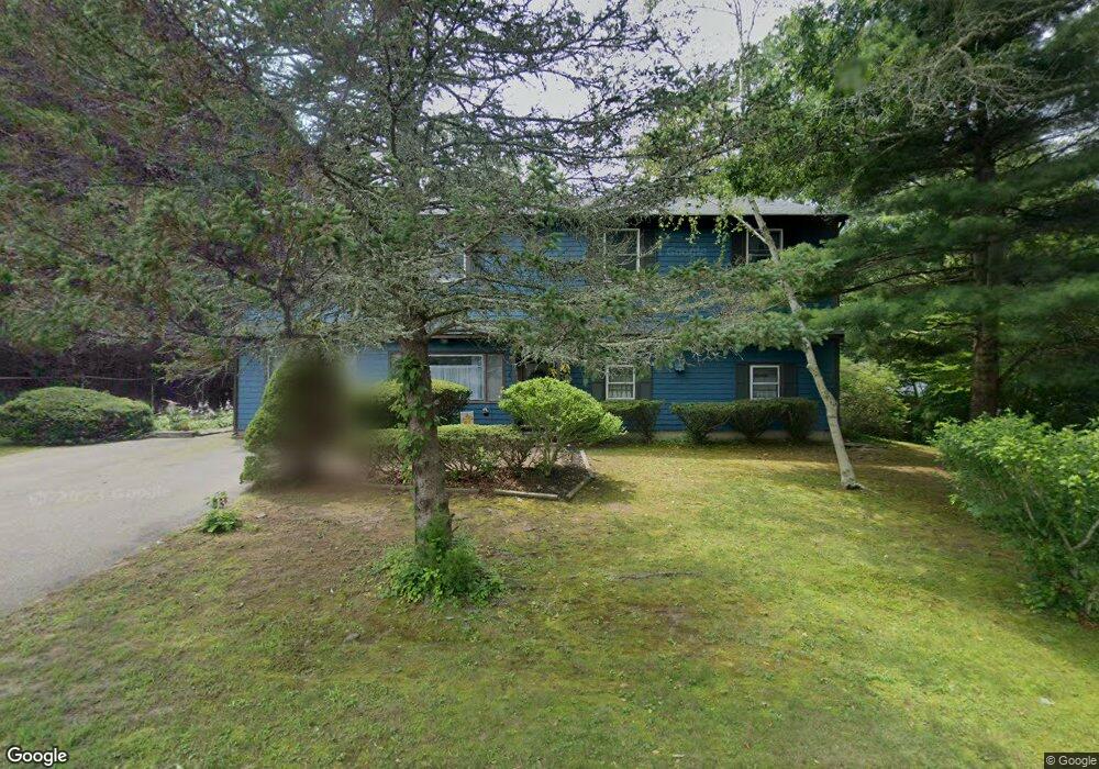 4 Meadowood Dr, South Dartmouth, MA 02748 - photo 1