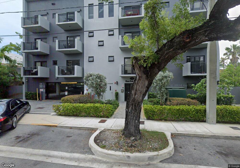 836 SW 2nd St, Miami, FL 33130 - photo 1