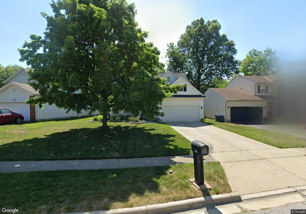 839 Lizzie Ln, Columbus, OH 43213 - photo 1