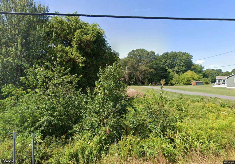 294 Charles Bancroft Hwy, Litchfield, NH 03052 - photo 1