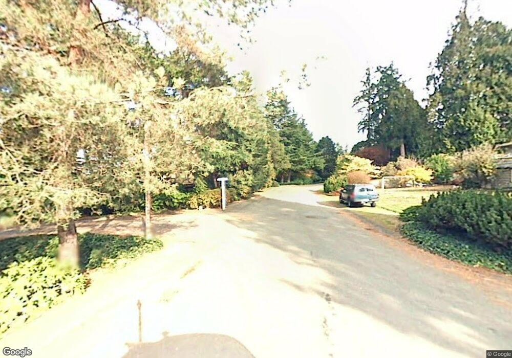 31 Hunts Point Cir, Hunts Point, WA 98004 - photo 1