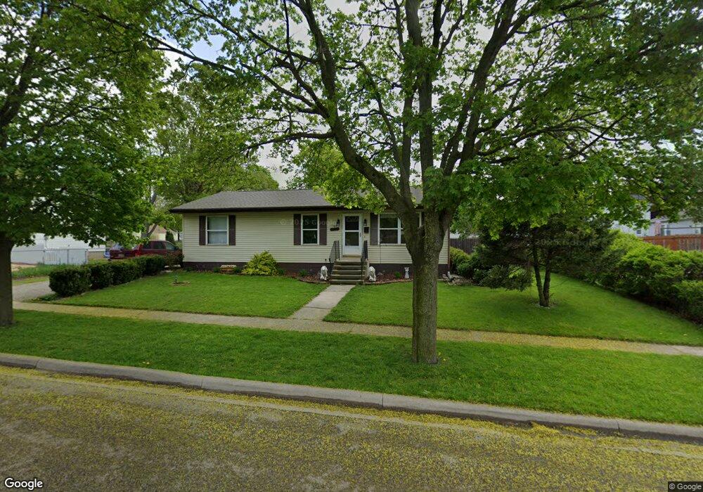 124 E Summit St, Adrian, MI 49221 - photo 1