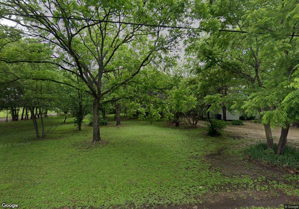 141 Alma Dr, Ennis, TX 75119 - photo 1