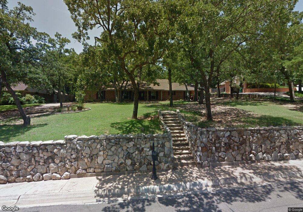 2906 Santa Monica Dr, Denton, TX 76205 - photo 1