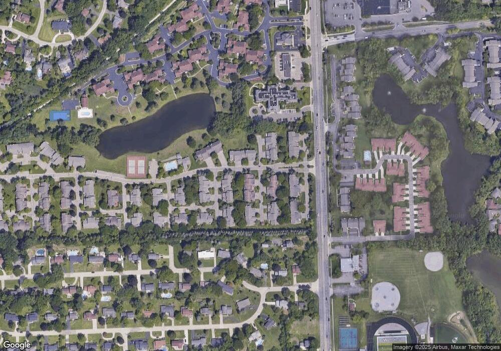 4074 Foxpointe Dr, West Bloomfield, MI 48323 - photo 1