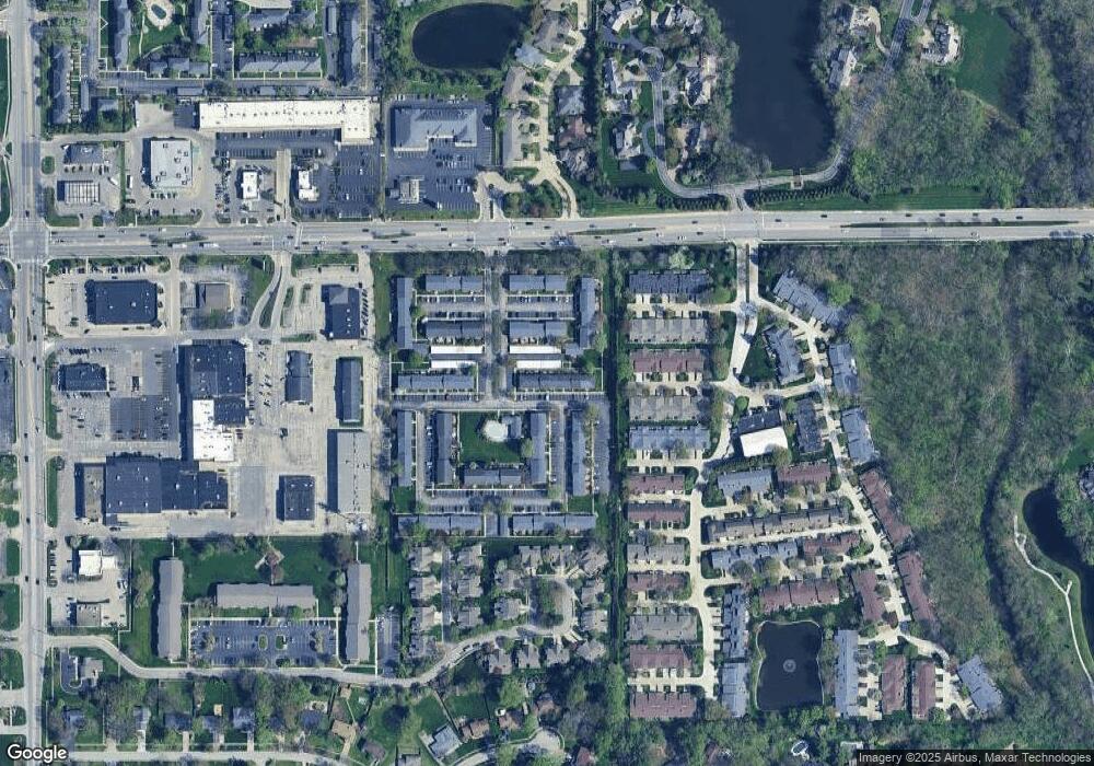 1124 Canterbury Square N, Indianapolis, IN 46260 - photo 1