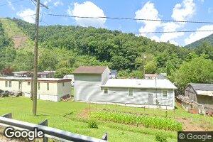 15 Cory Ln, Madison, WV 25130