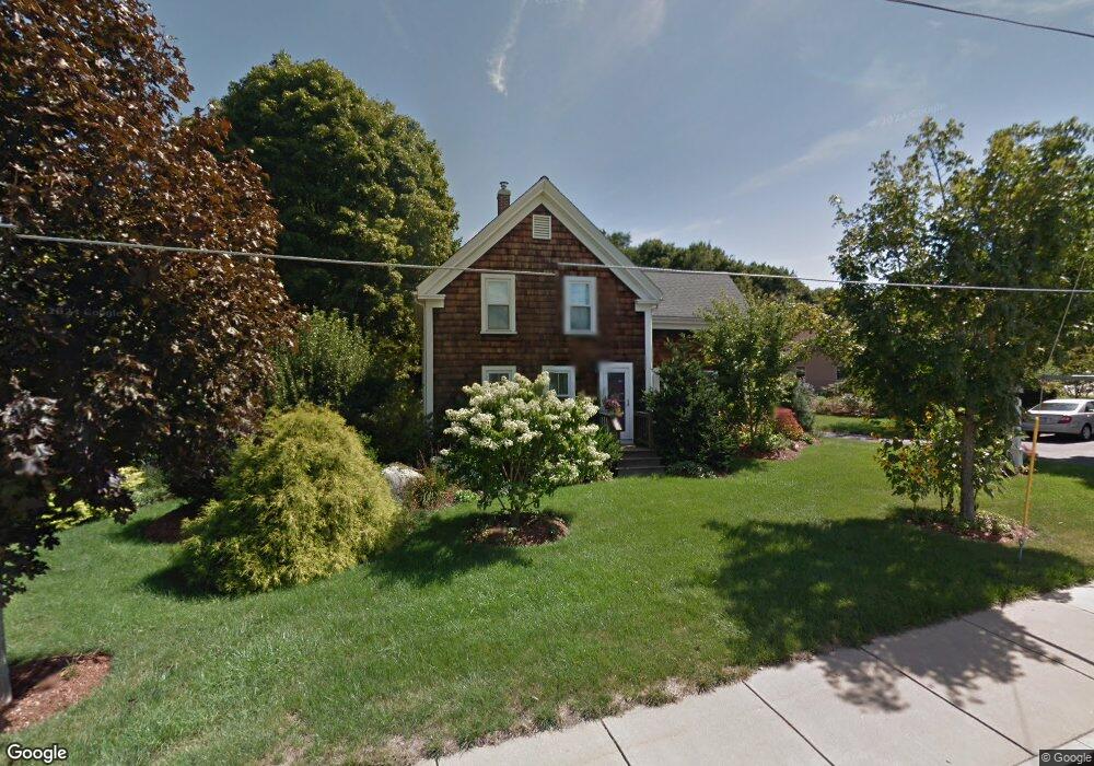 427 Pond St, Franklin, MA 02038 - photo 1