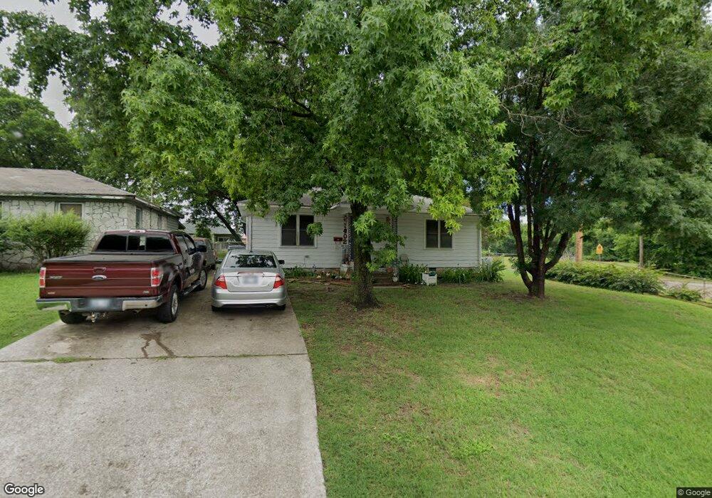 1402 B St NW, Ardmore, OK 73401 - photo 1