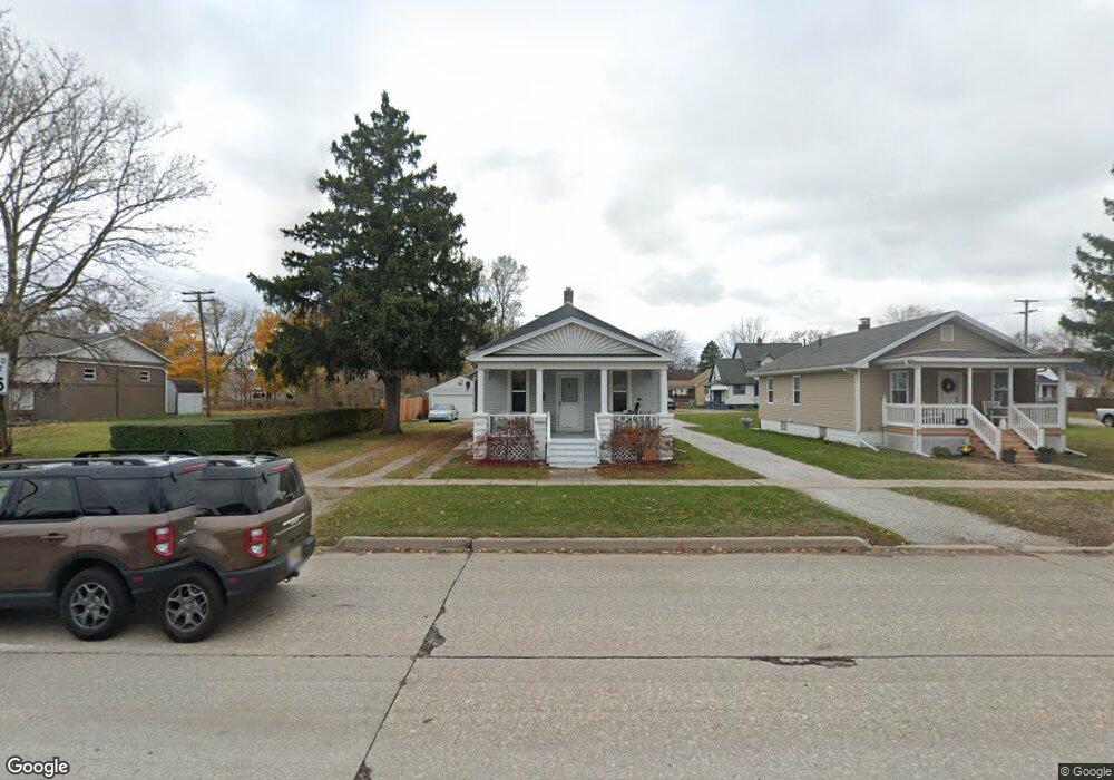 2015 10th St, Port Huron, MI 48060 - photo 1