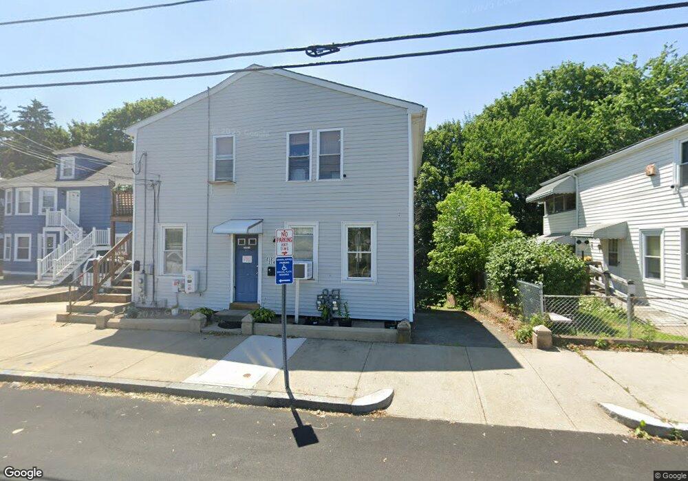 214 Middle St, Pawtucket, RI 02860 - photo 1