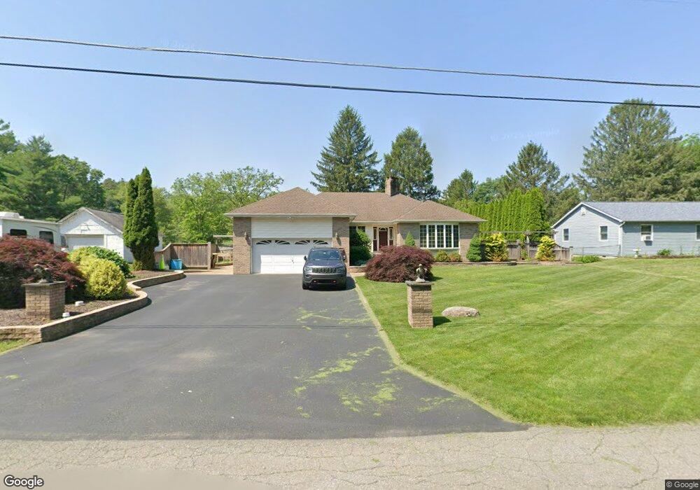 453 Cottontail Ln, East Stroudsburg, PA 18301 - photo 1