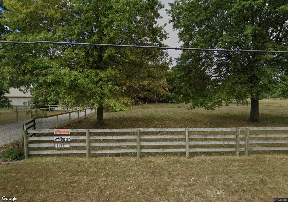 1210 N Prairie Ln, Raymore, MO 64083 - photo 1