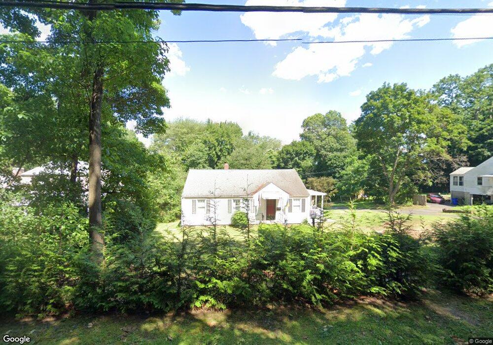 376 Ridgewood Rd, West Hartford, CT 06107 - photo 1