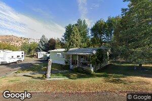 310 3rd St, Fossil, OR 97830