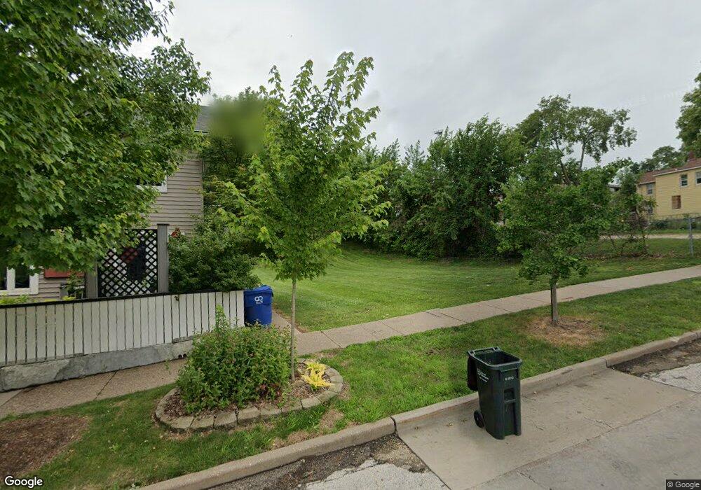 722 Pershing Ave, Davenport, IA 52803 - photo 1