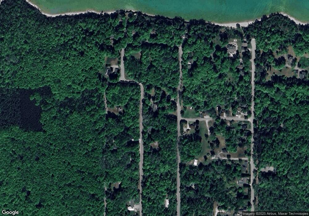 10954 Hemlock Ave, Charlevoix, MI 49720 - photo 1