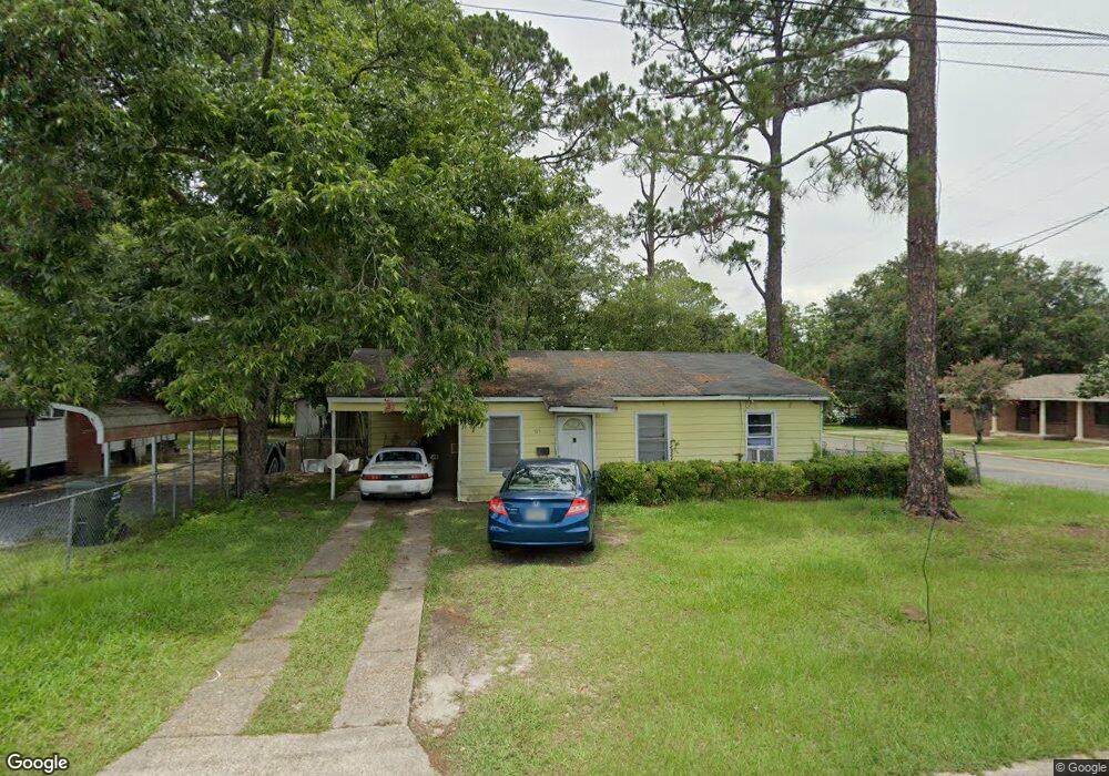 715 7th St NW, Moultrie, GA 31768 - photo 1