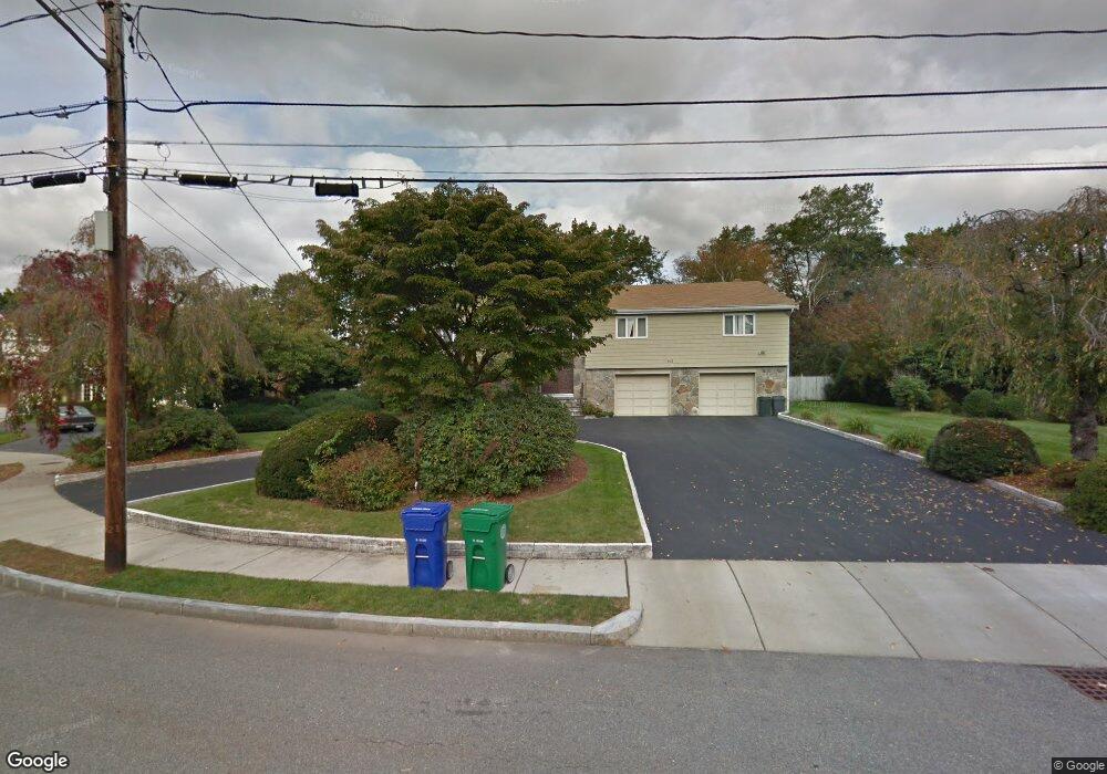 105 Countryside Rd, Newton Center, MA 02459 - photo 1