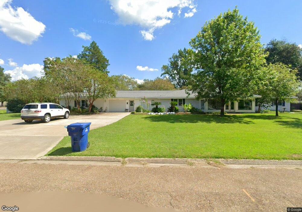 402 Davella Dr, Deridder, LA 70634 - photo 1