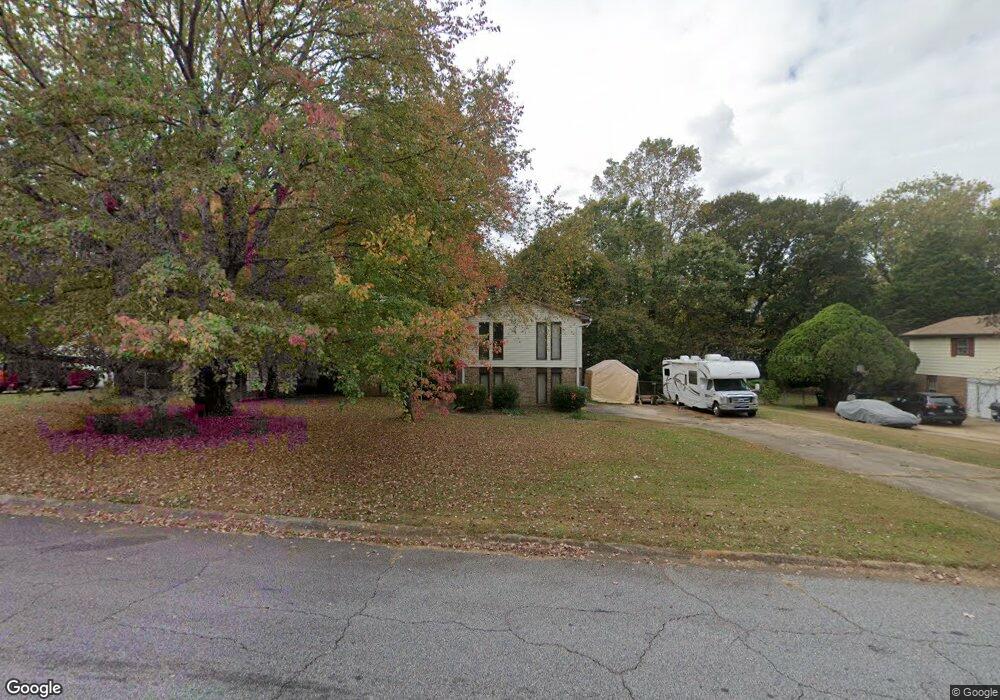 1075 Amber Ridge SW, Lilburn, GA 30047 - photo 1