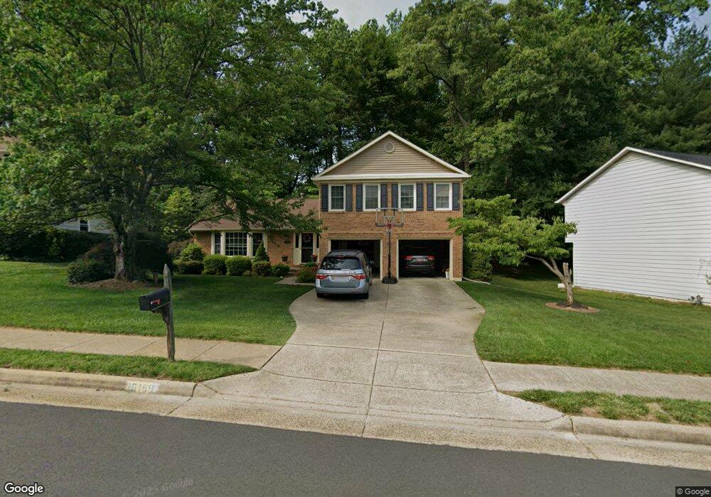 10169 Red Spruce Rd, Fairfax, VA 22032 - photo 1