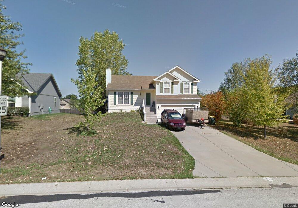 21208 W 51st Terrace, Shawnee, KS 66218 - photo 1